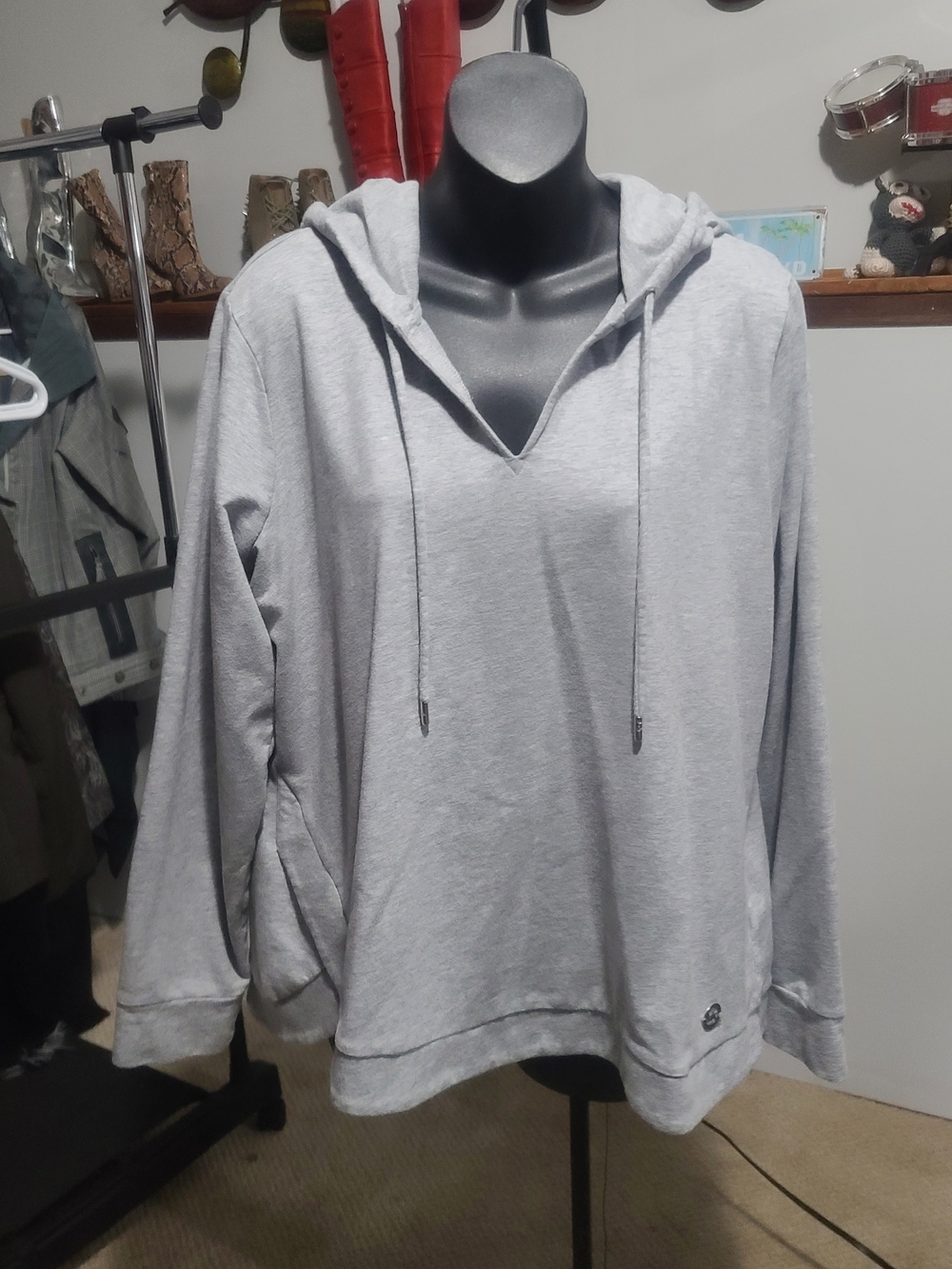 Women's Light Gray Hooded Pullover Sweatshirt